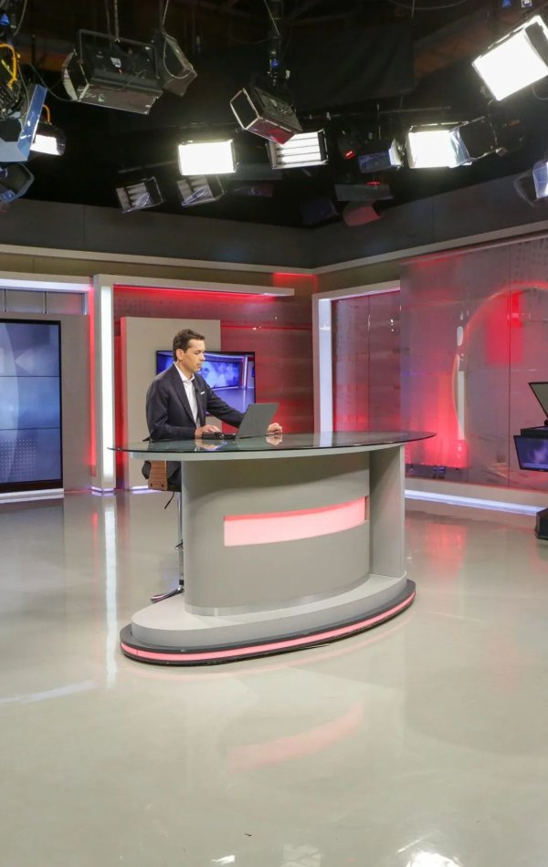 Noticiario 24 Horas de TVN